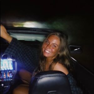 Meet your Posher, Sofia